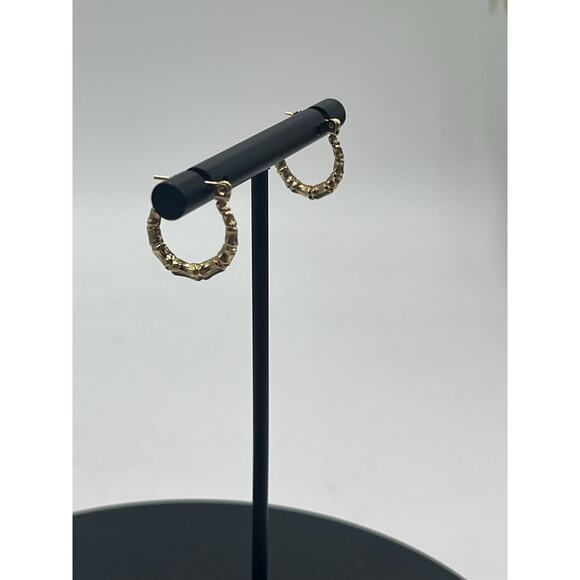 JCM Jacmel 14k Yellow Gold Vintage Marked Bamboo Shrimp Hoop Huggie Earrings - Picture 3 of 10